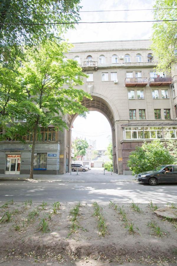 New Studio, Metro Yaroslava Mudroho And Universytet - Chernyshevska Str 95-3 Charkiv Esterno foto